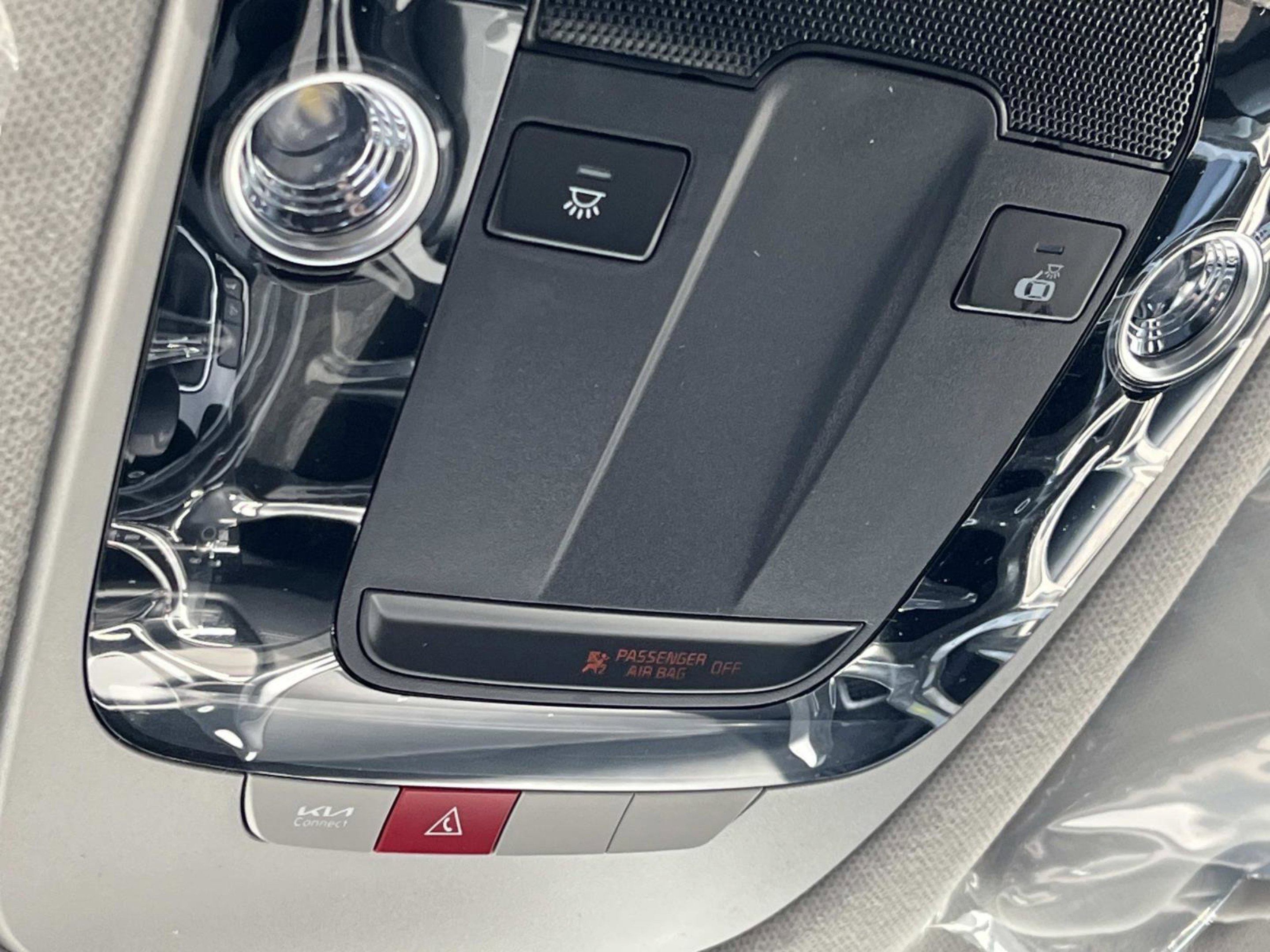 New 2026 Snow White Pearl Kia EX image 28