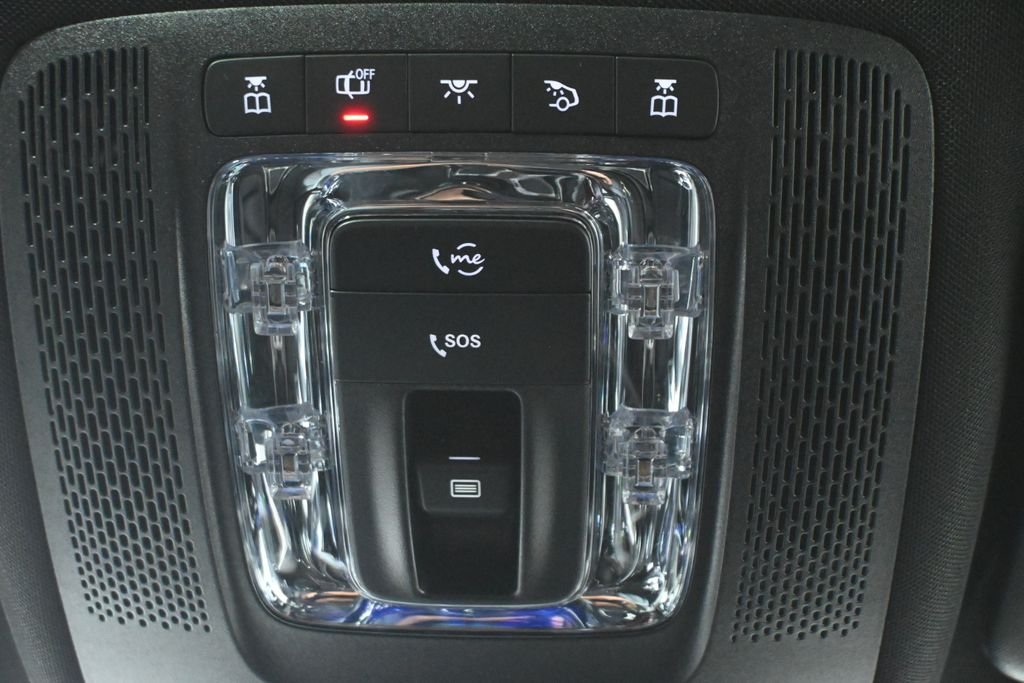 Certified Used 2026 Night Black Mercedes-Benz GLB 250 image 23
