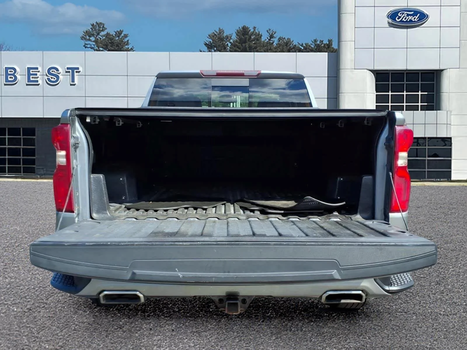 Used 2019 Satin Steel Metallic Chevrolet RST image 6