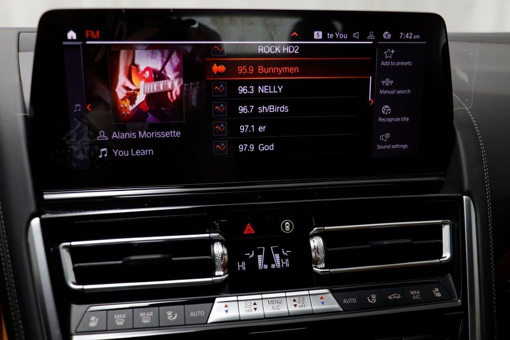 2026 BMW 8 Series 840i - Photo 10