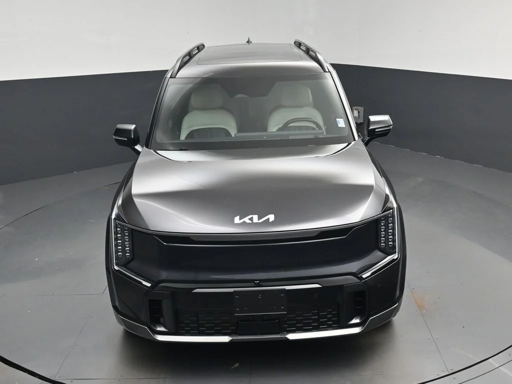Certified Used 2024 Gray Kia GT-Line image 26
