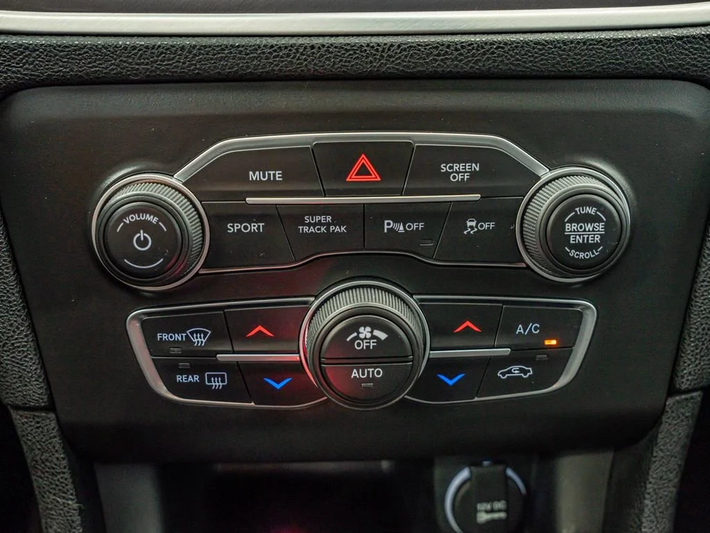 Used 2022 Hellraisin Dodge R/T image 27