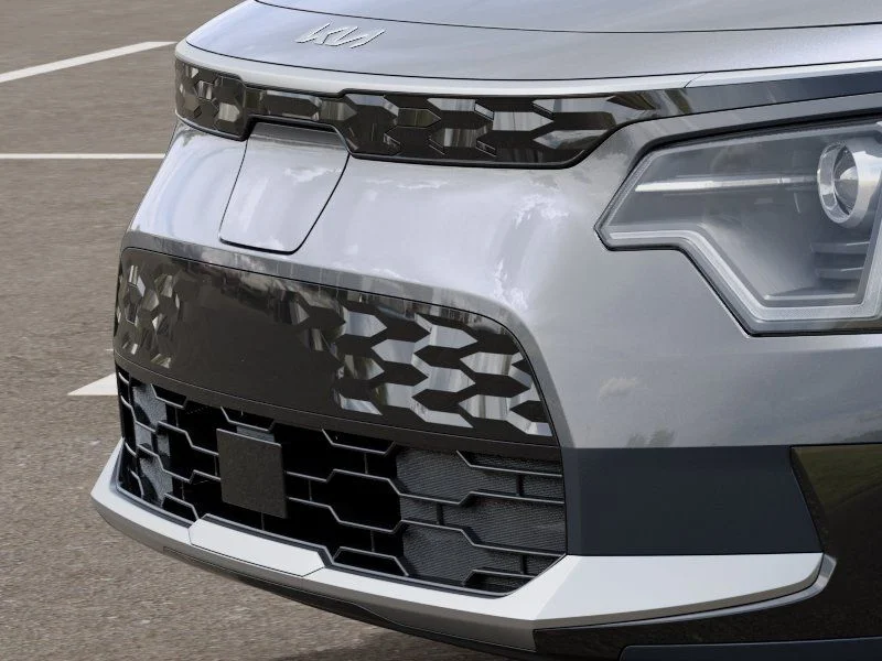New 2026 Steel Gray Kia Wind image 12