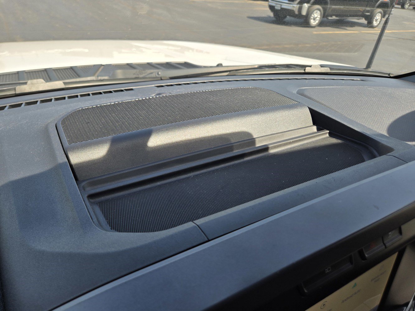2022 Ford F-150 XL - Photo 7