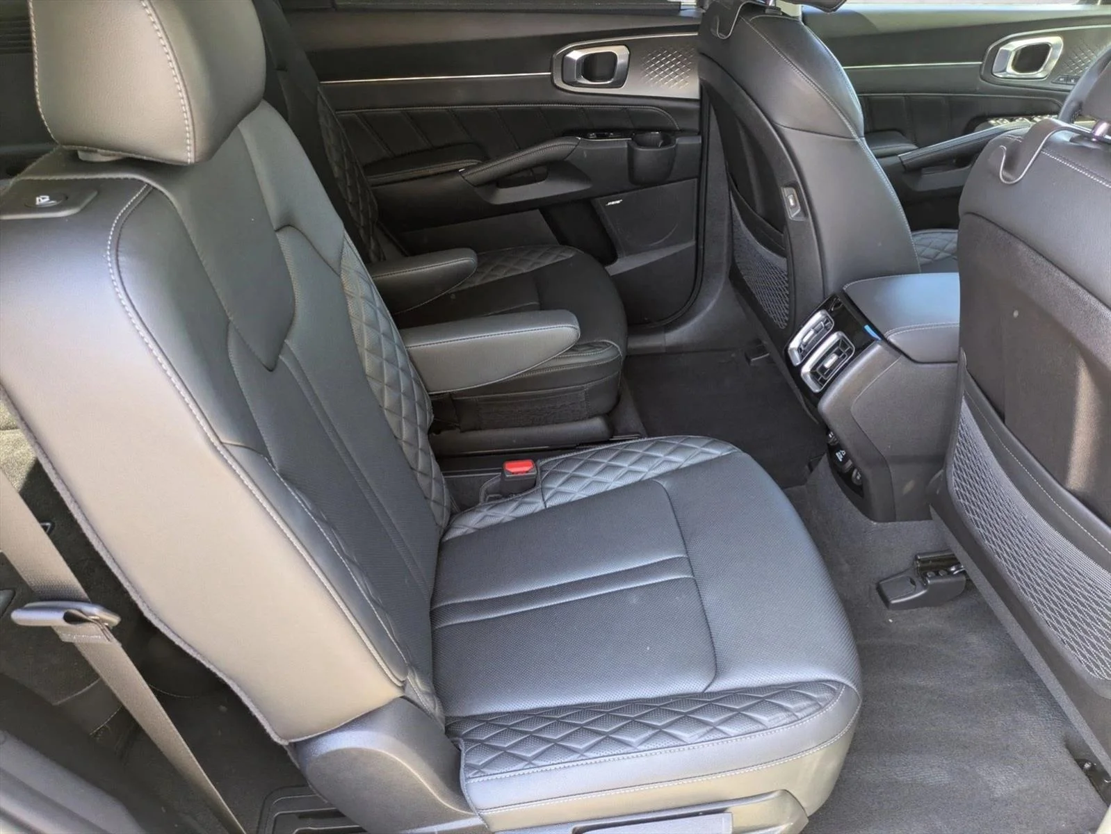 Used 2023 Gravity Grey Kia SX Prestige image 22