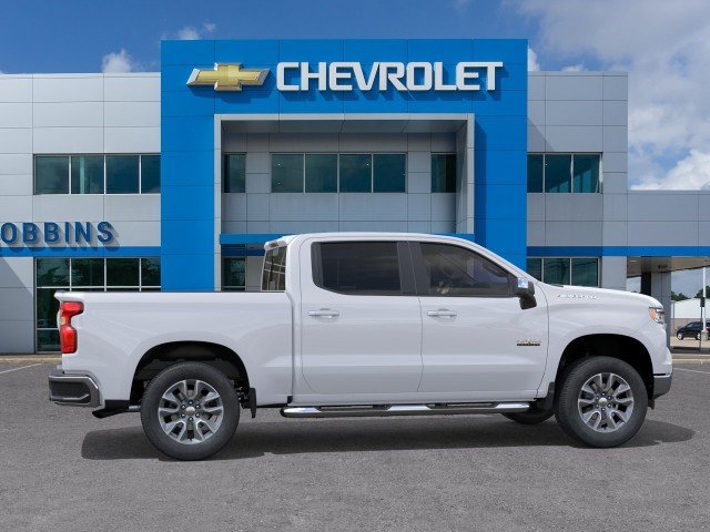New 2026 Summit White Chevrolet LT image 5