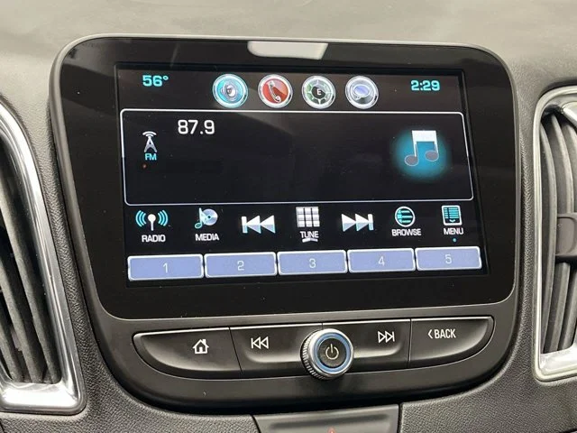 Used 2018 Nightfall Gray Metallic Chevrolet LT image 16