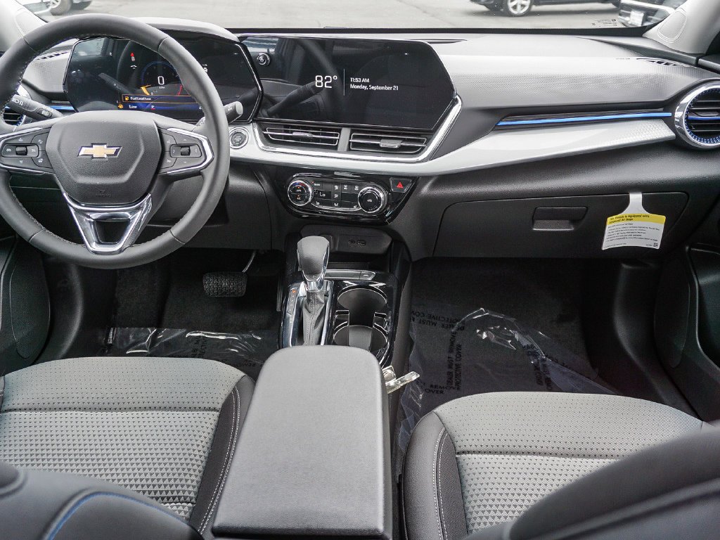 2026 Chevrolet Trax LT - Photo 14