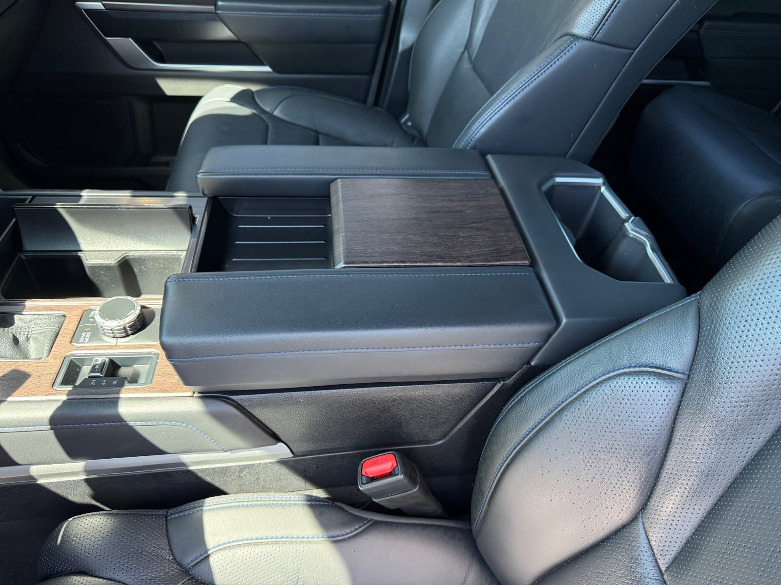 Used 2025 Magnetic Gray Metallic Toyota Platinum image 14