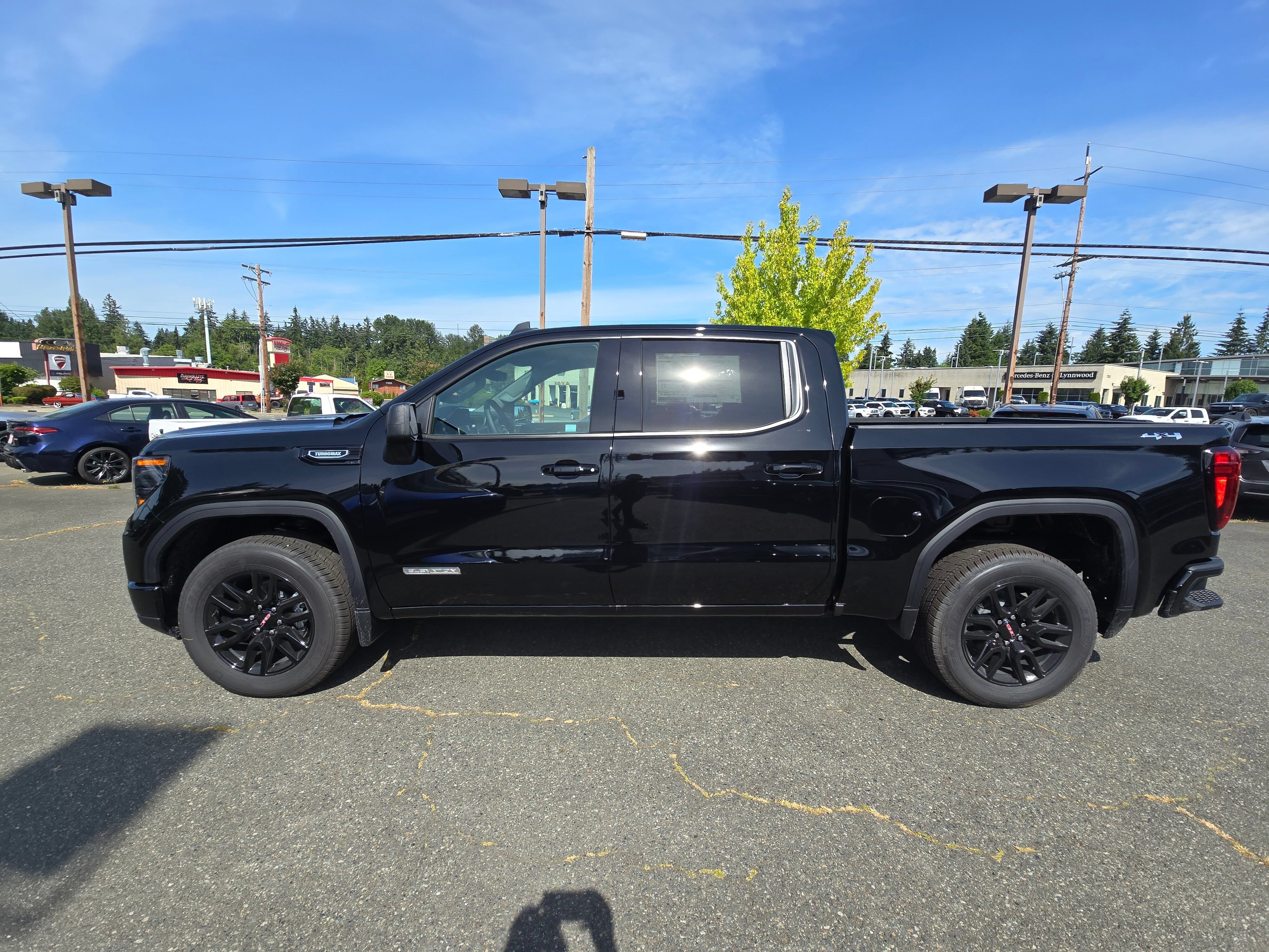 New 2026 Onyx Black GMC Elevation image 4
