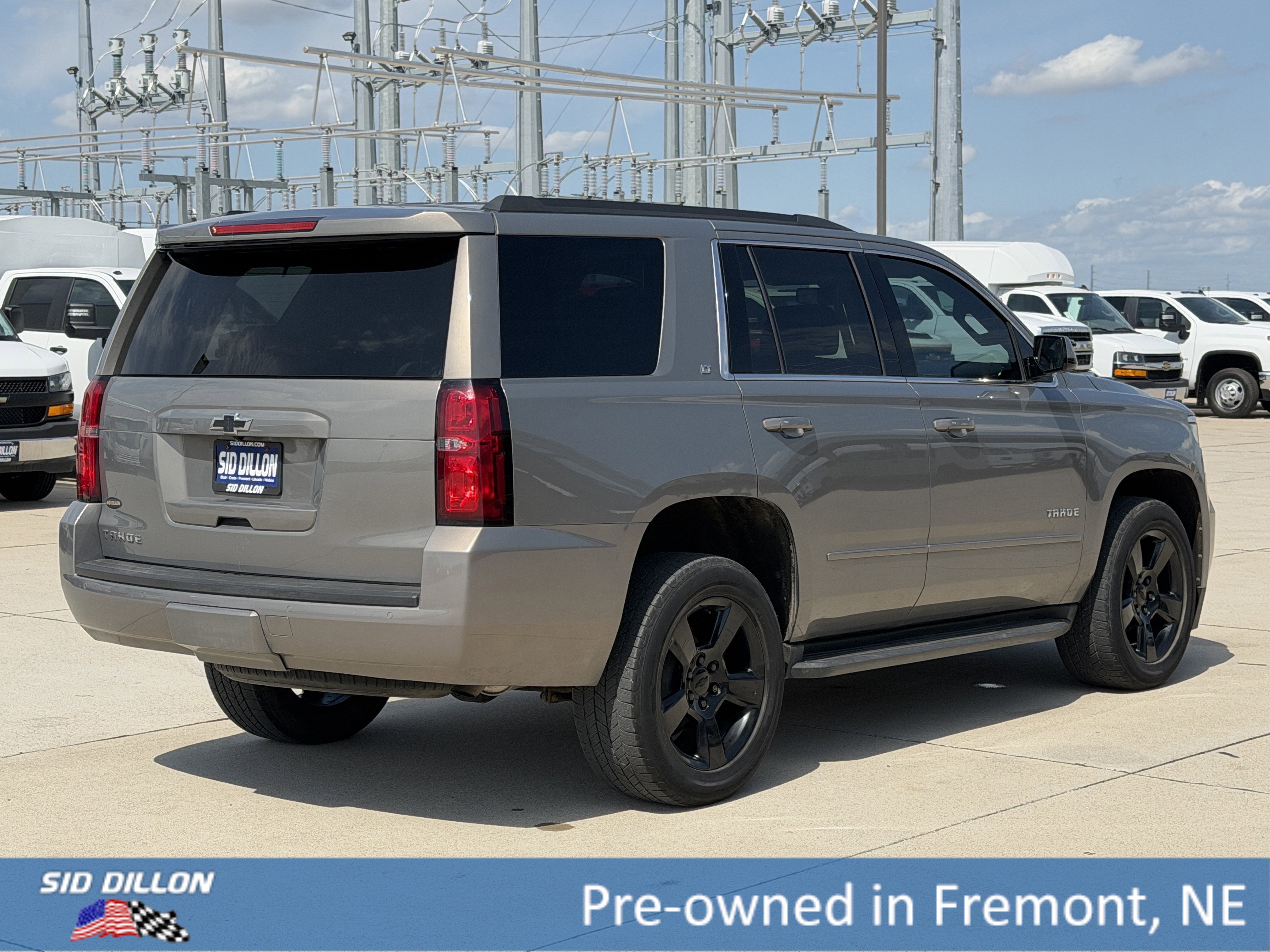 Used 2017 Pepperdust Metallic Chevrolet LT image 4