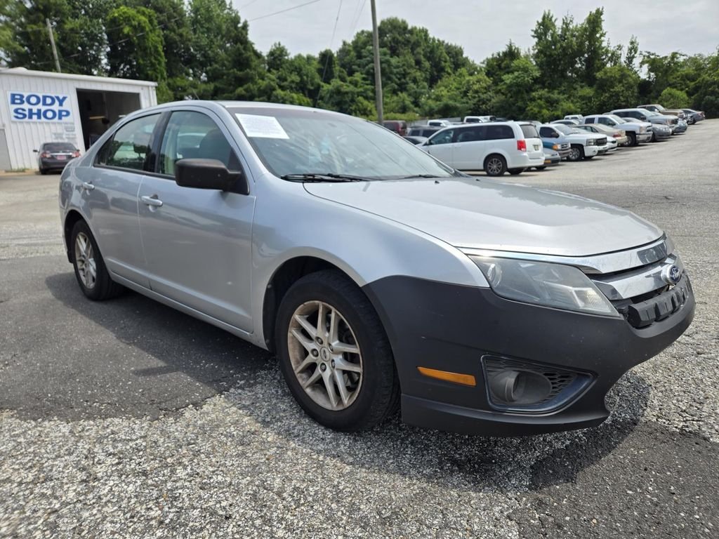 2012 Ford Fusion I-4 S's photo
