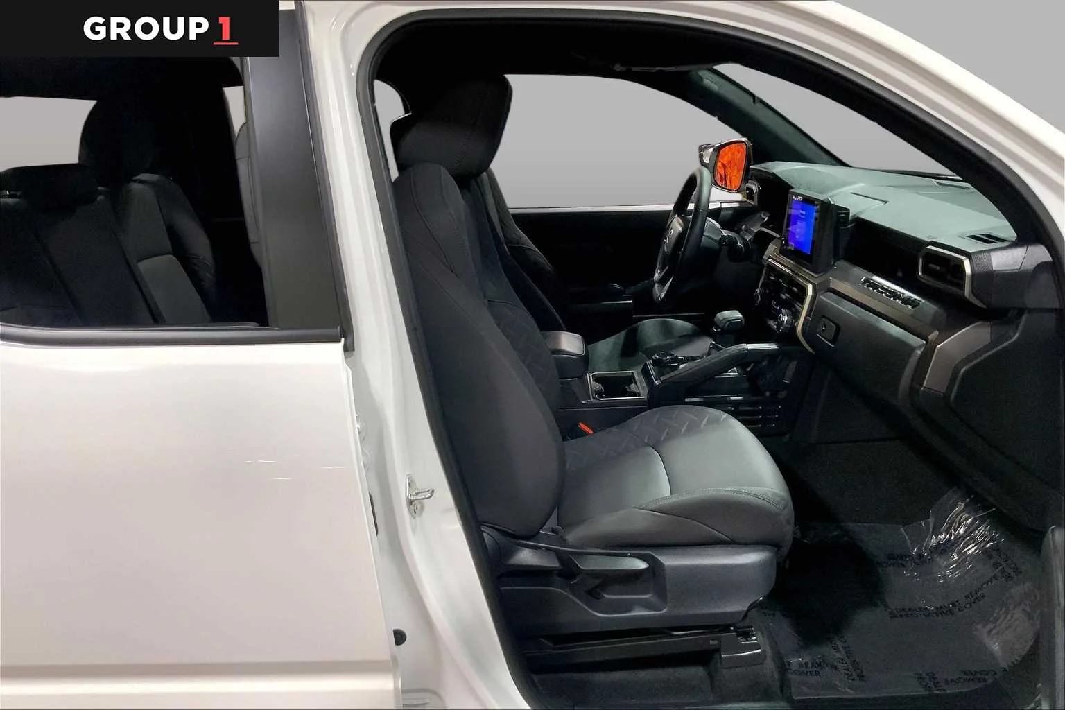Used 2025 Ice Cap Toyota SR5 image 9