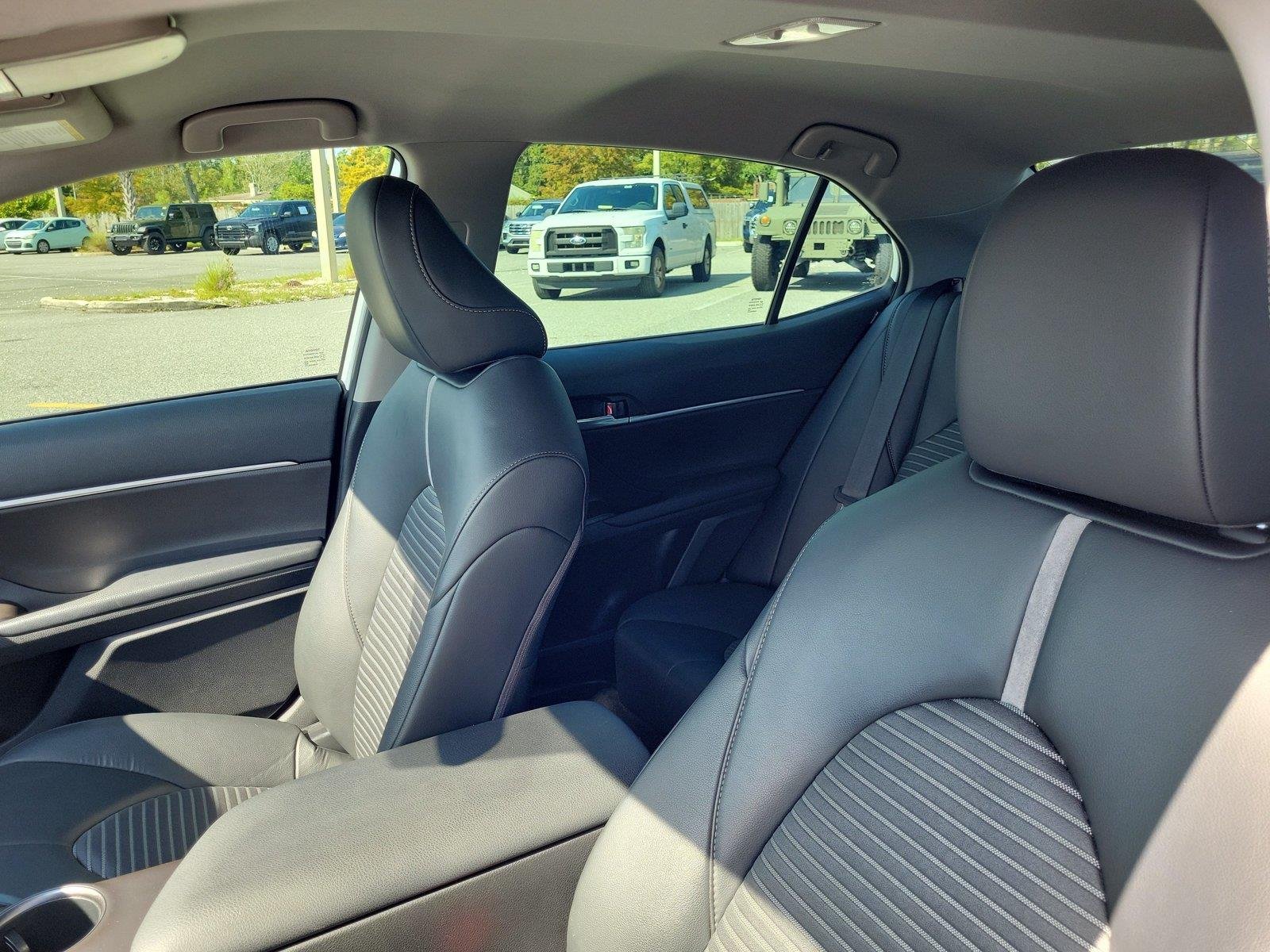 Used 2023 Ice Cap Toyota SE image 19