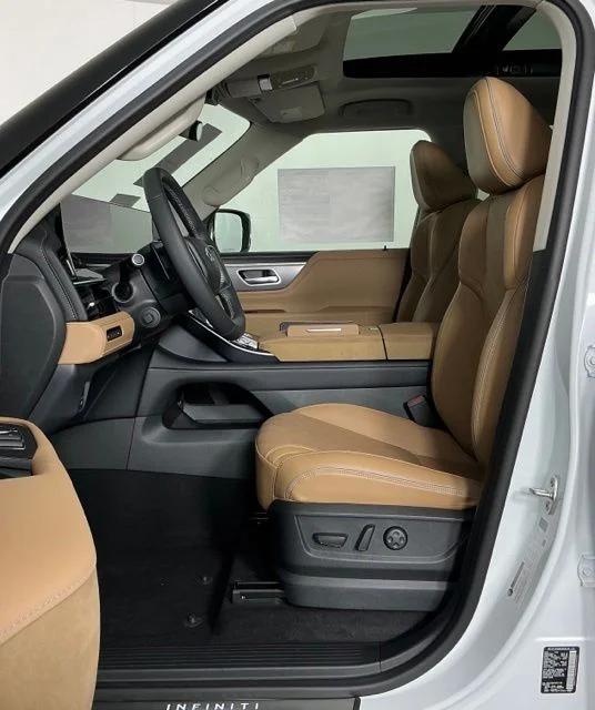 New 2026 White INFINITI LUXE image 13