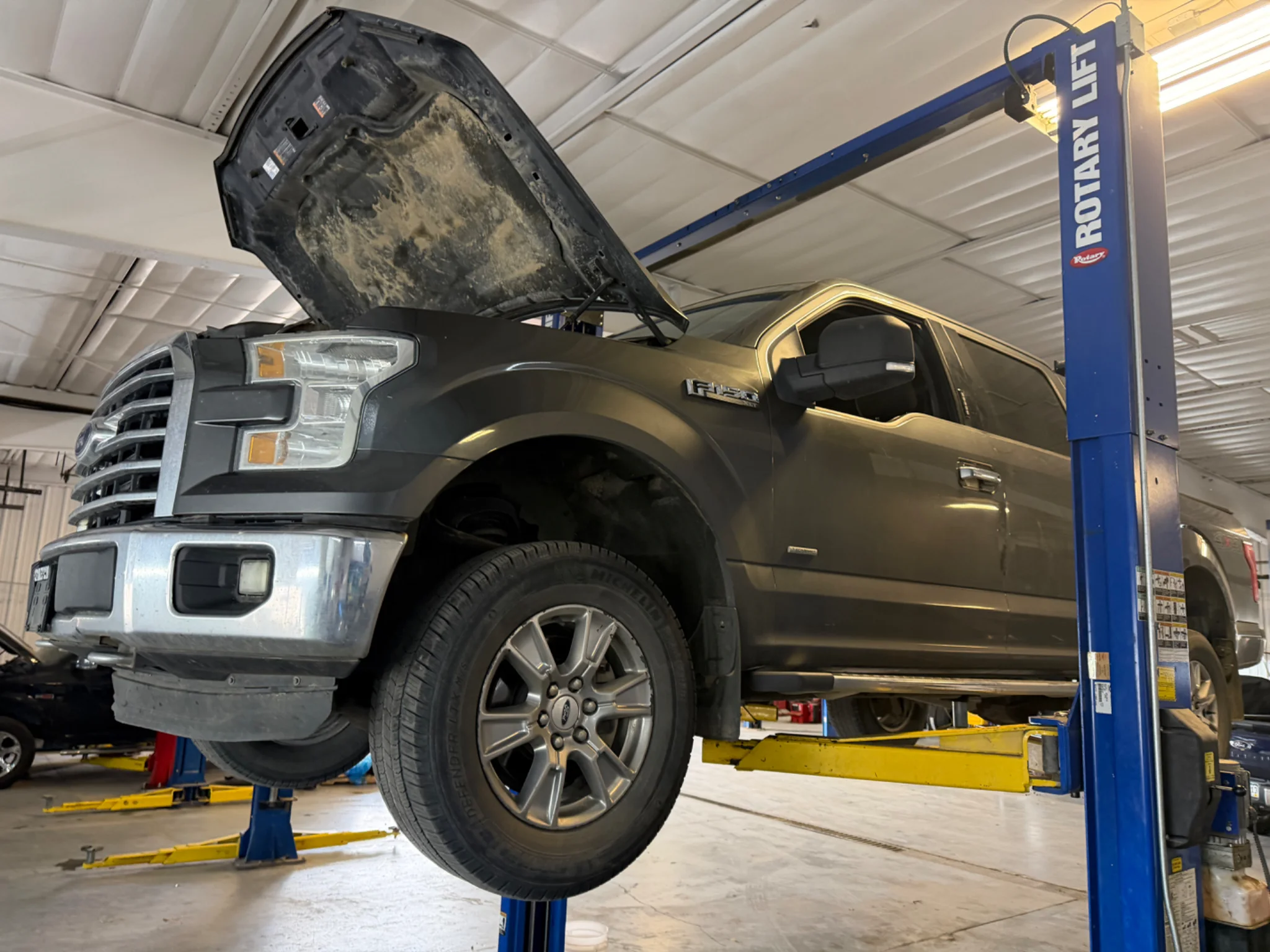 Used 2015  Ford XLT image 1