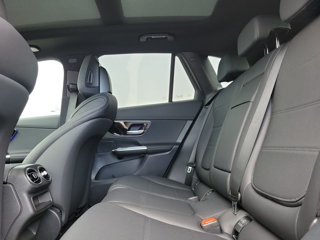 New 2027 Black Mercedes-Benz GLC 300 image 11