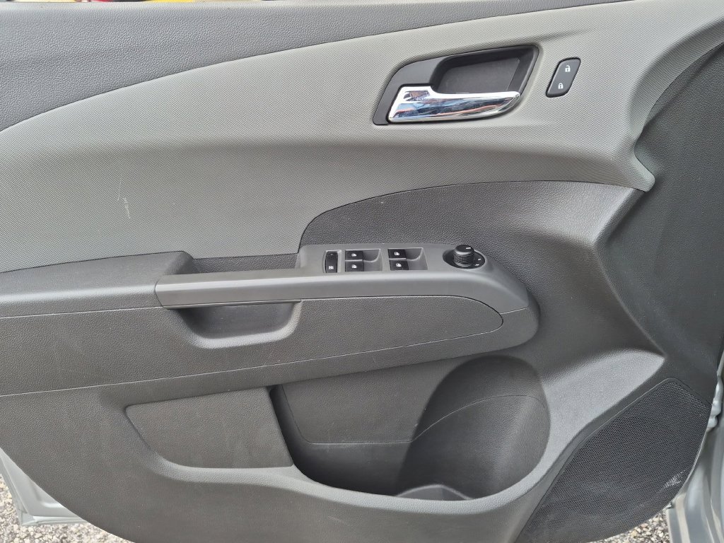 Used 2017 Silver Chevrolet LT image 35