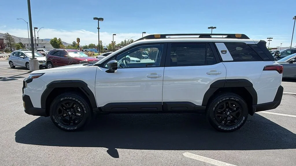 New 2026 CRYSTAL WHITE PEARL Subaru Wilderness image 6