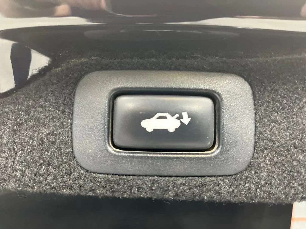 Used 2016 Obsidian Lexus 350 F Sport image 37