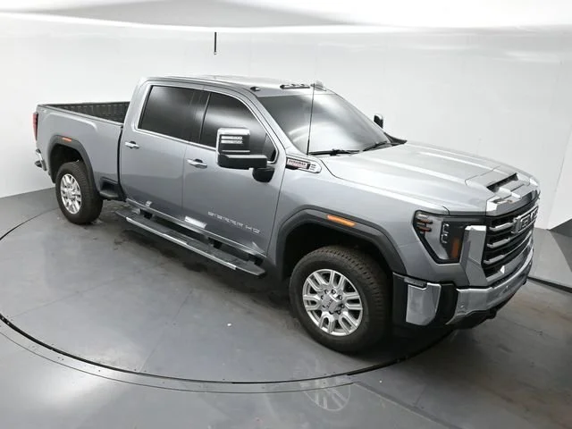 Used 2024 Sterling Metallic GMC SLT image 32