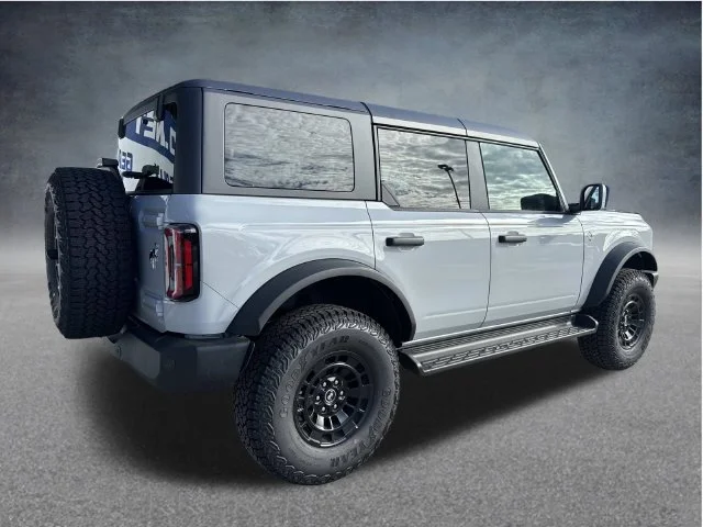 New 2026 Avalanche Gray Ford Outer Banks® image 62