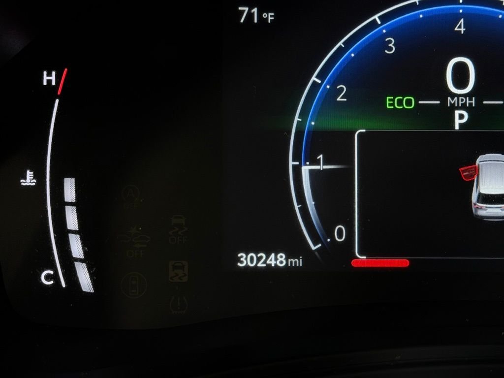 Used 2024 Cloud Toyota XLE image 14