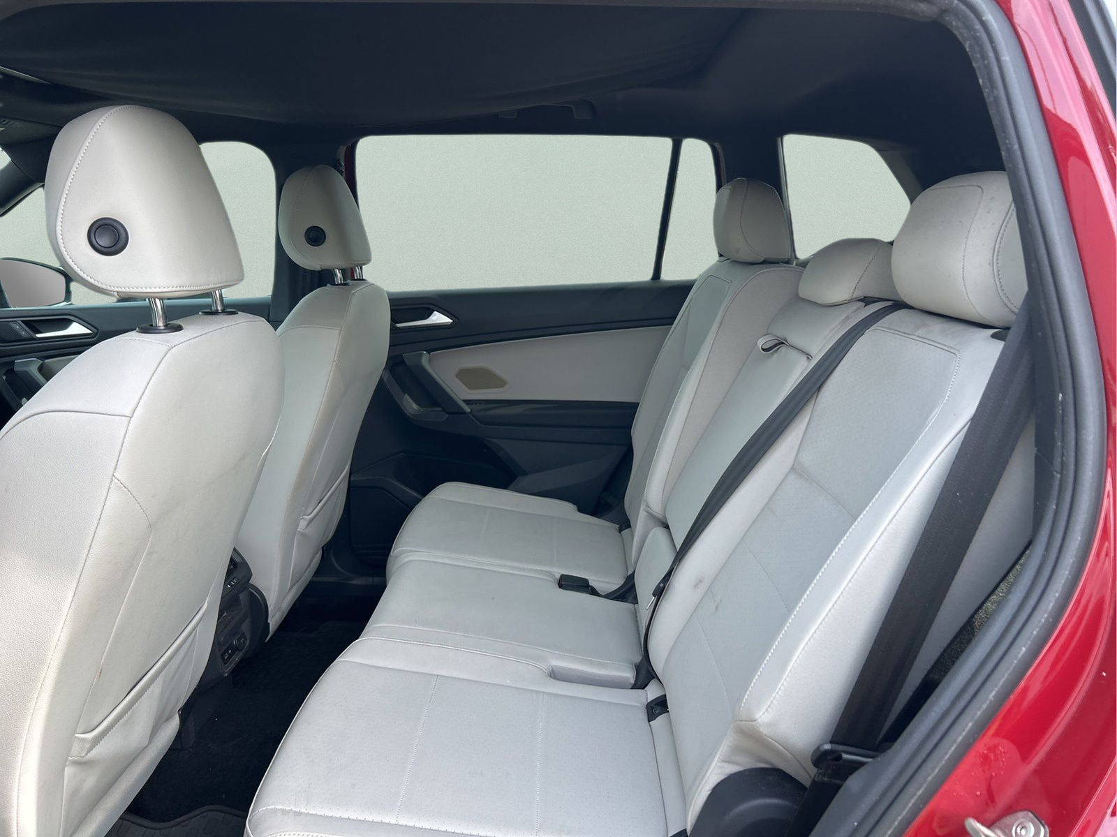 Used 2019 Red Volkswagen 2.0T SEL R-Line image 10