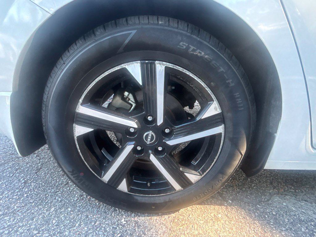 Used 2024 White Nissan SV image 28