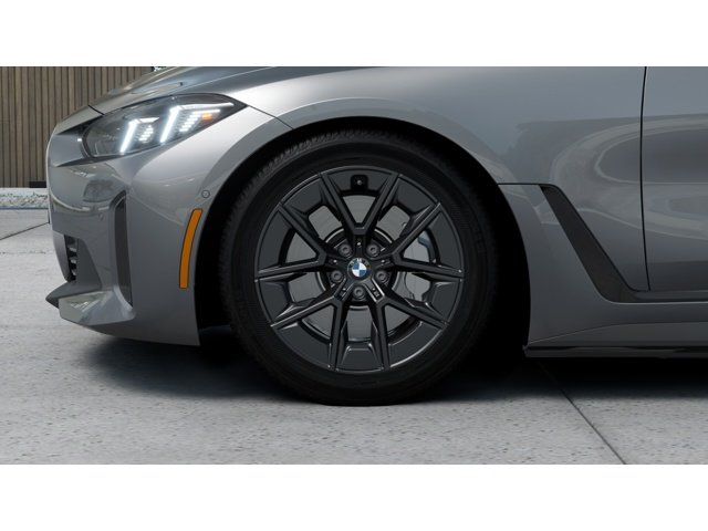 New 2026 Skyscraper Grey Metallic BMW i4 image 7