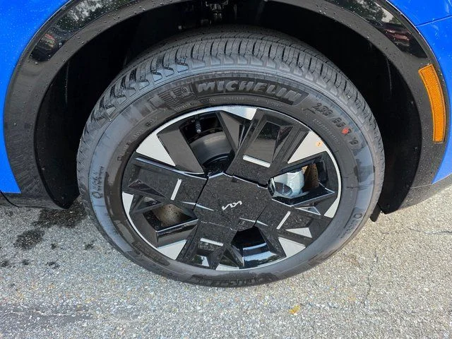 New 2026 Blue Kia X-Line image 12