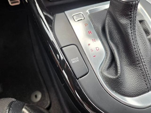 Certified Used 2021 White Kia GT-Line image 26