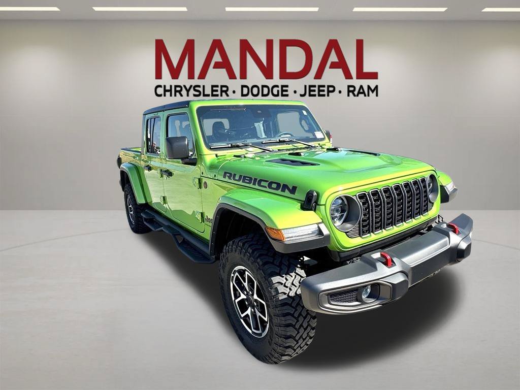 Used 2025 Green Jeep Rubicon image 4