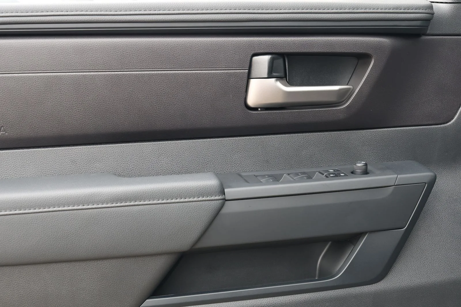 2026 Toyota Tundra SR5 - Photo 22