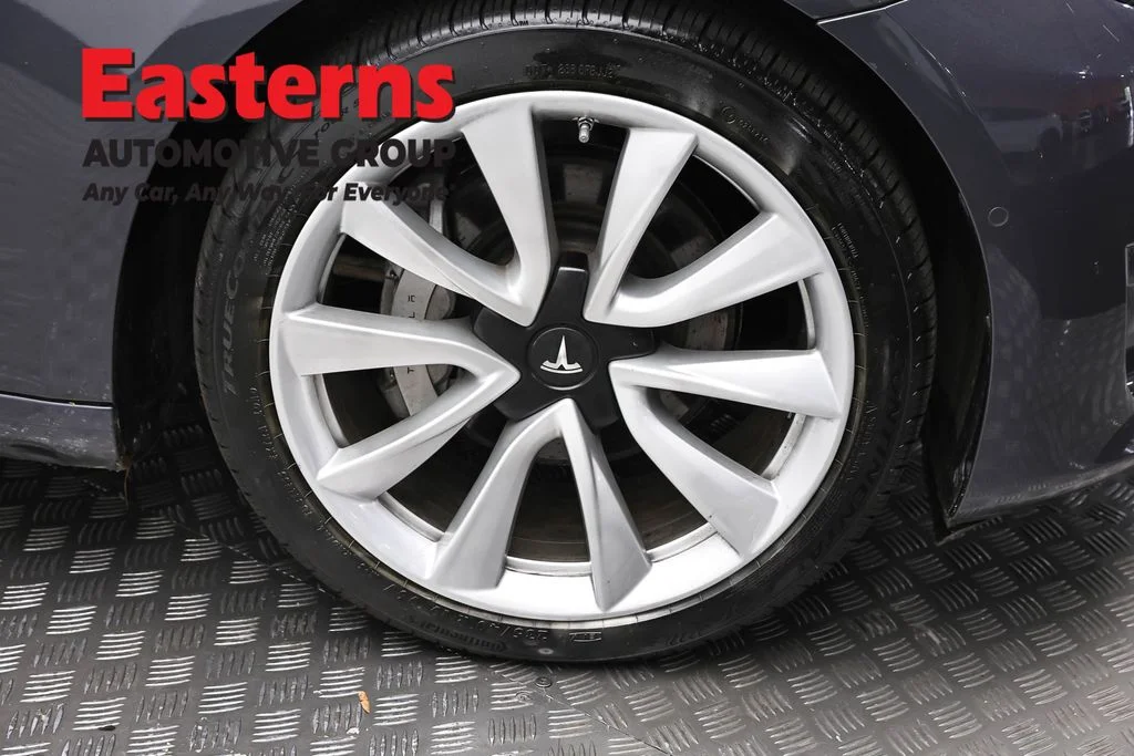Used 2018 Gray Tesla Long Range image 24