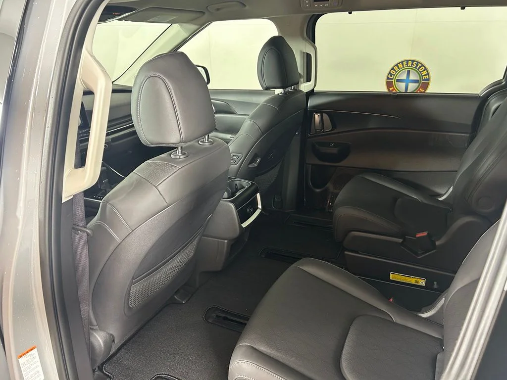 New 2027 Ceramic Silver Kia EX image 12