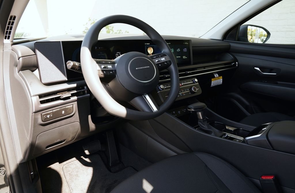 New 2026 Phantom Black Hyundai SE image 27