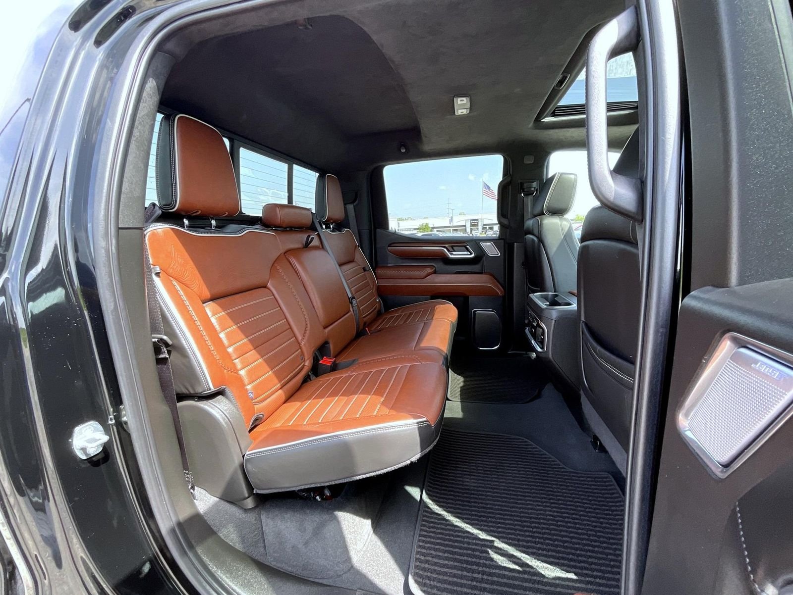 Used 2024 Black GMC Denali Ultimate image 18