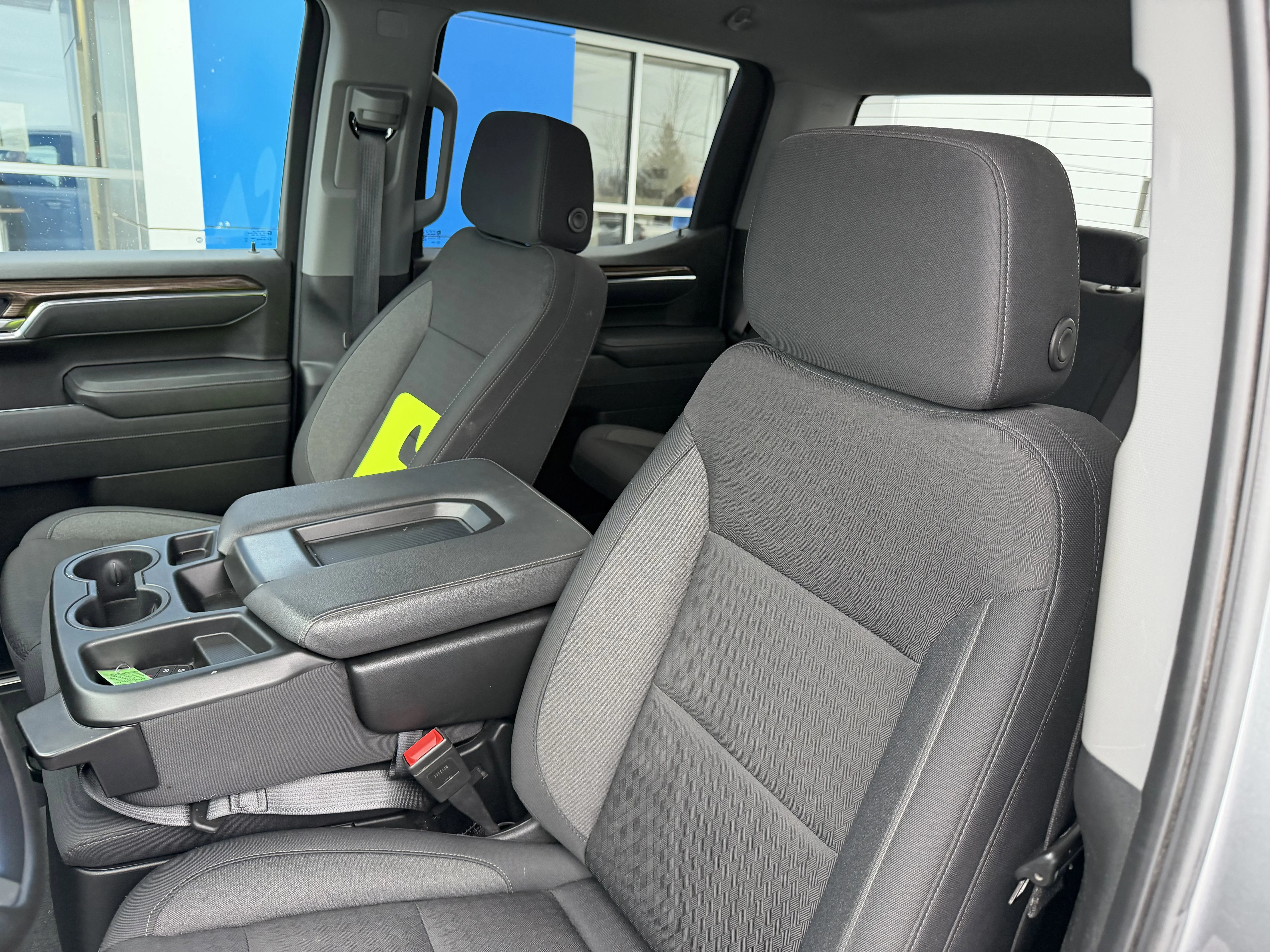 2025 Chevrolet Silverado 1500 LT - Photo 16
