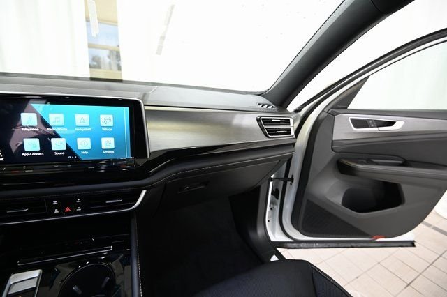 2026 Volkswagen Atlas Cross Sport SE w/Tech - Photo 29
