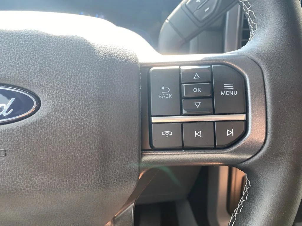 Used 2024  Ford XLT image 17