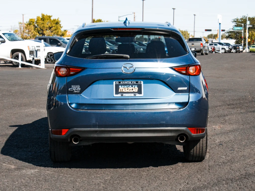 Used 2018 Eternal Blue Mica Mazda Grand Touring image 6
