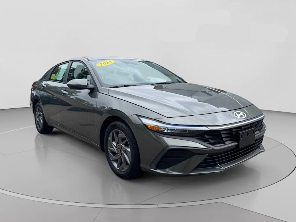 Used 2024 Gray Hyundai Blue image 1