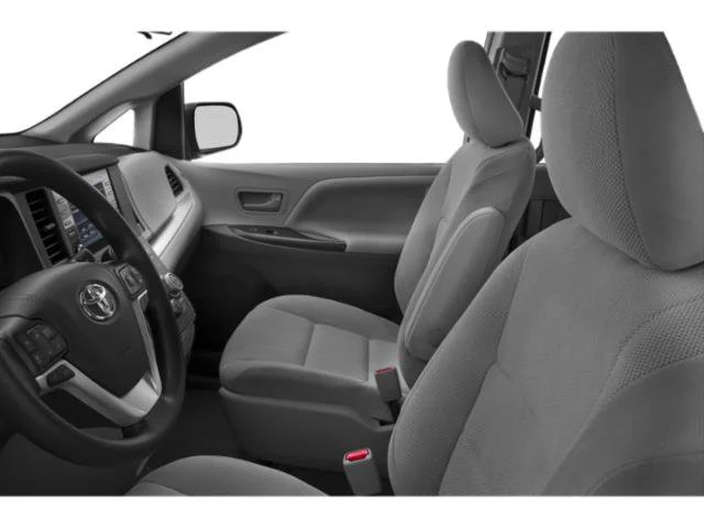 Used 2018 Gold Toyota XLE image 9