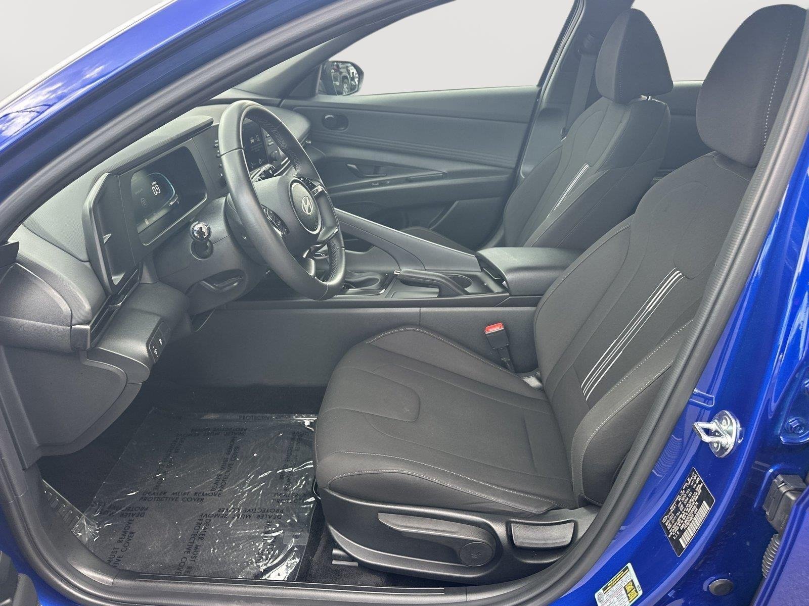 Used 2025 Intense Blue Hyundai SEL Sport image 8