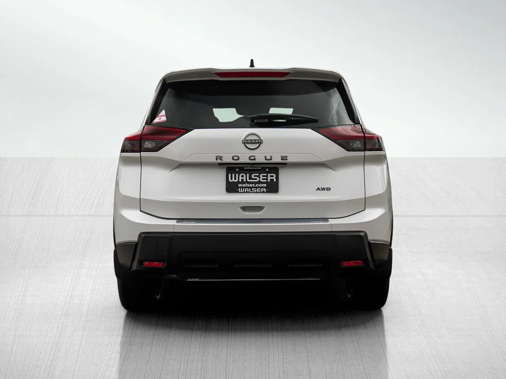 New 2026 Everest White Pearl TriCoat Nissan SV image 5