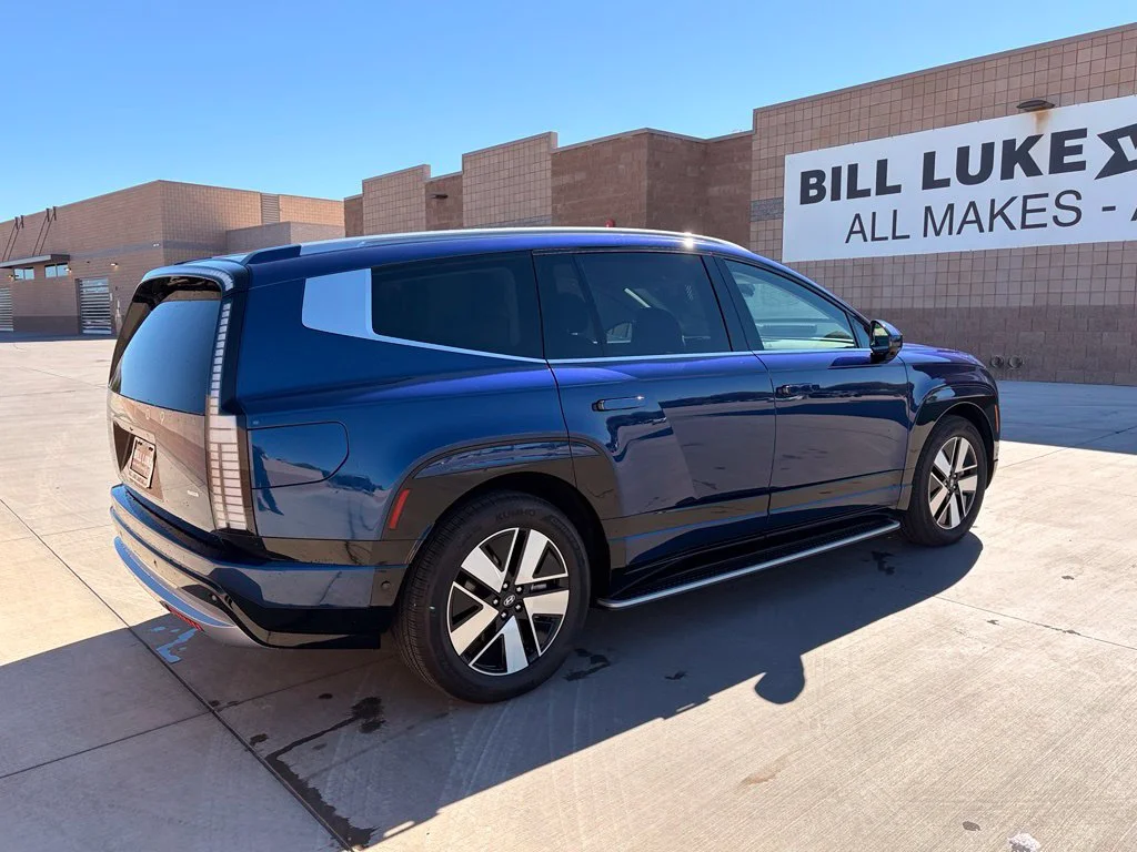 Used 2026 Blue Hyundai SEL image 7