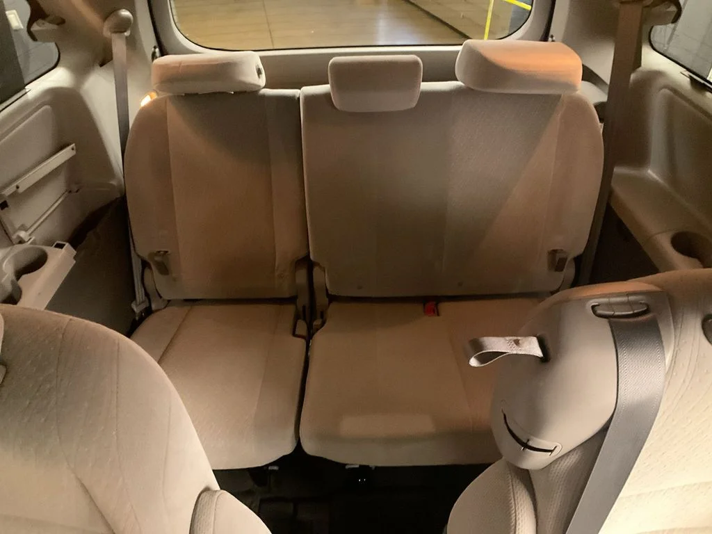 Used 2015 Super White Toyota LE image 30
