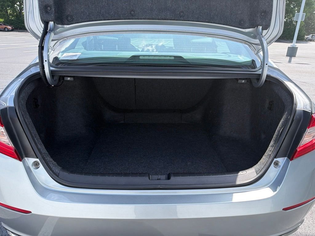 Certified Used 2022 Lunar Silver Metallic Honda Sport image 20