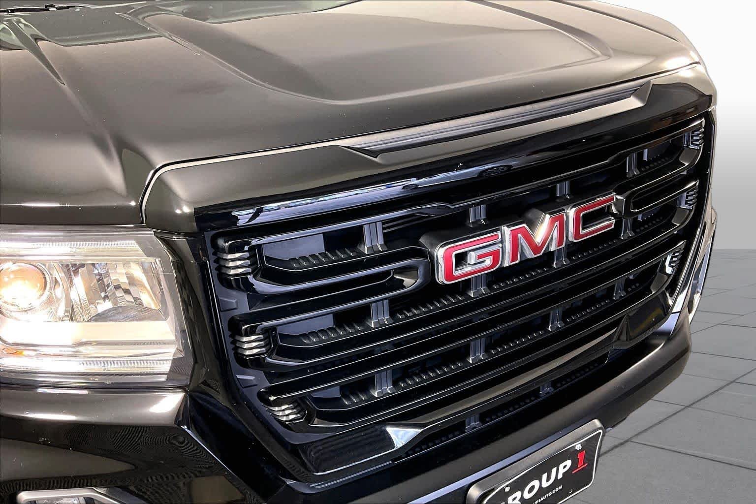 Used 2022 Onyx Black GMC 2WD Elevation image 29